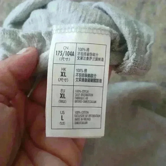 Disneyland Resort Women's Gray Distressed Cotton Baseball Tee L - Picture 14 of 14